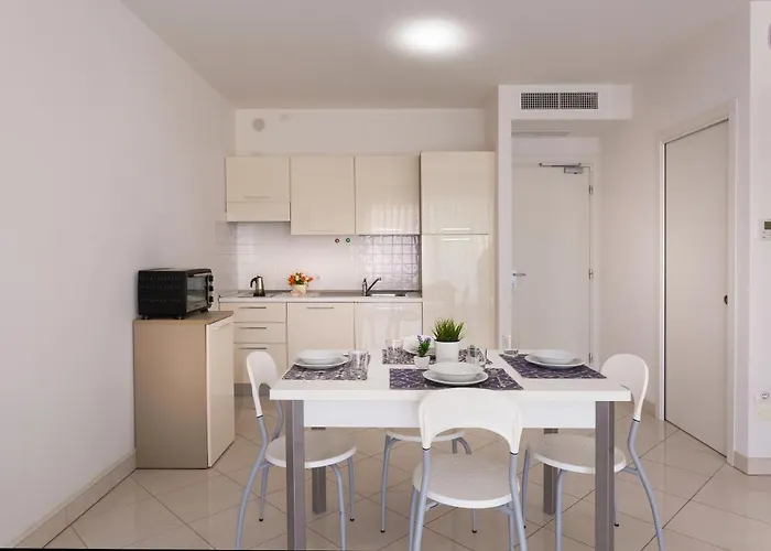 公寓式酒店 I Diamanti - Siroli Collection 切尔维亚