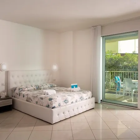 I Diamanti - Siroli Collection アパートホテル