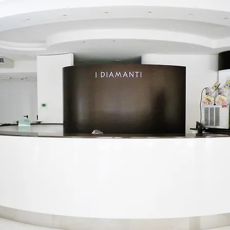 I Diamanti - Siroli Collection アパートホテル チェルヴィア